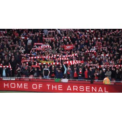 Arsenalin mestaruusvoitto on kuin osa joidenkin fanien nuoruutta Arsenalin mestaruusvoitto on kuin osa joidenkin fanien nuoruutta